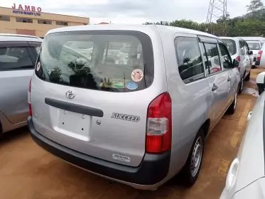 Toyota Succeed