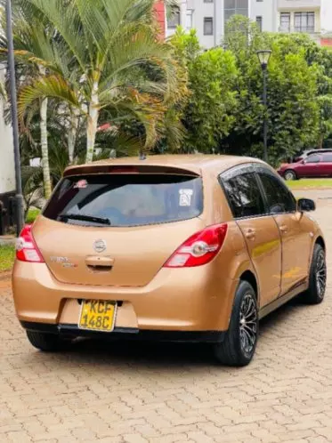 Nissan Tiida