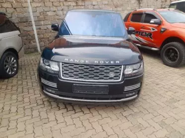 RANGE ROVER Autobiography