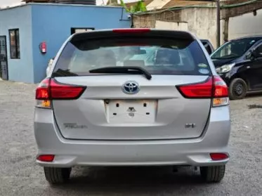 Toyota Fielder