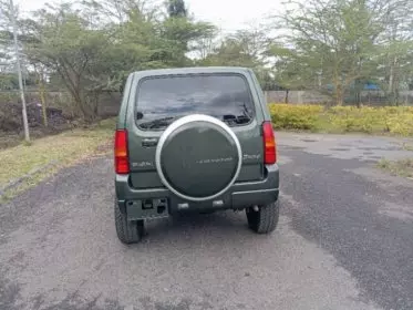 SUZUKI Jimny GL