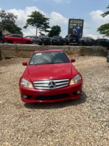 Mercedes-Benz C 300