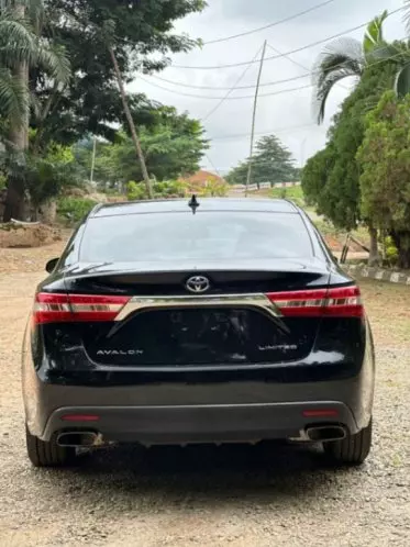 Toyota Avalon