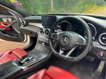 Mercedes-Benz C220