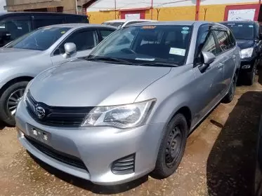 Toyota Fielder 
