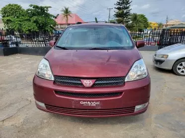 Toyota Sienna