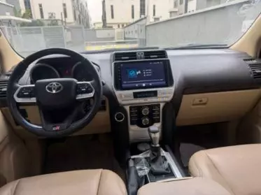 Toyota Landcruiser Prado