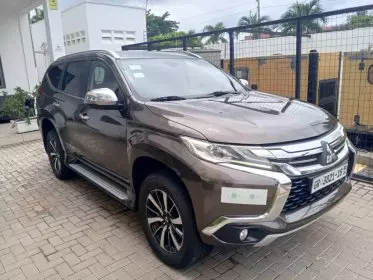 Mitsubishi Pajero Sport GLS Petrol