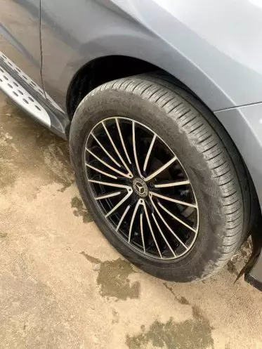 Mercedes-Benz ML 350