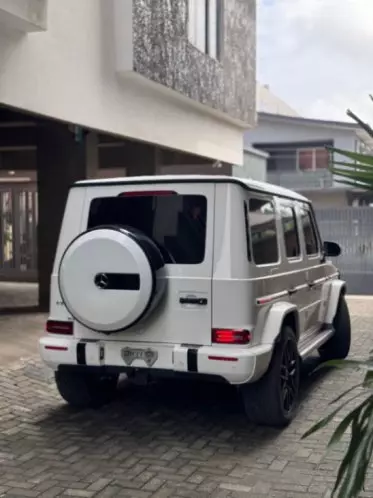 Mercedes-Benz G 550