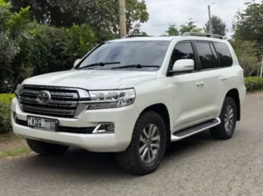 Toyota Land Cruiser V8