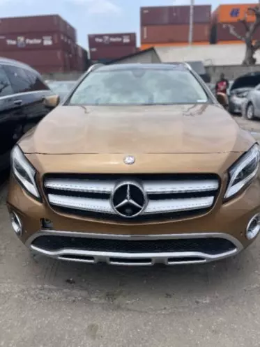 Mercedes-Benz GLA 250
