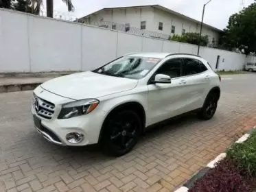 Mercedes-Benz GLA 250
