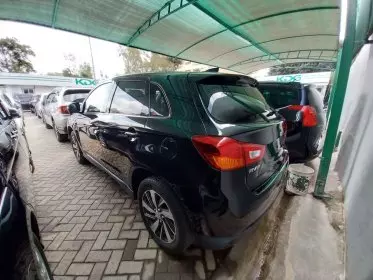 Mitsubishi RVR