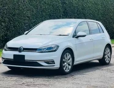 VOLKSWAGEN polo sedadan trend  ba ess