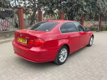 BMW 320i