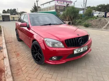 Mercedes-Benz C200