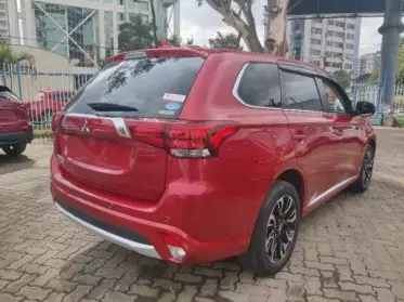 Mitsubishi Outlander hybrid