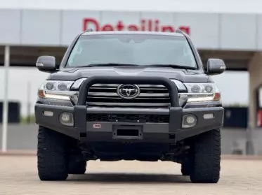 Toyota Landcruiser  V8