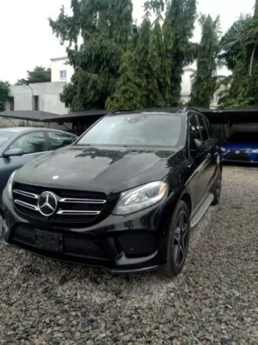 Mercedes-Benz GLE 400