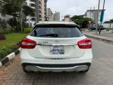 Mercedes-Benz GLA 250