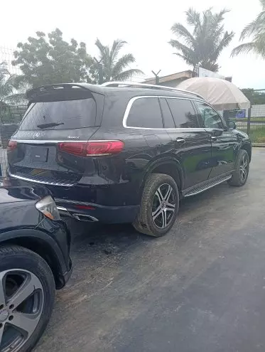 Mercedes-Benz GLS 450