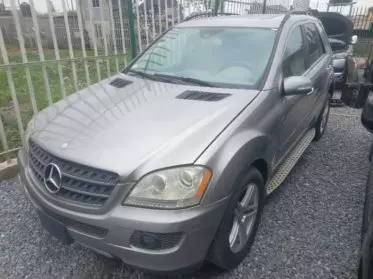 Mercedes-Benz ML 350