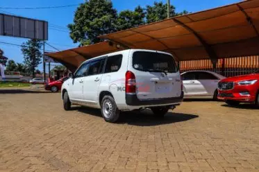 Toyota Succeed 