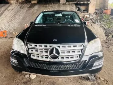 Mercedes-Benz ML 350
