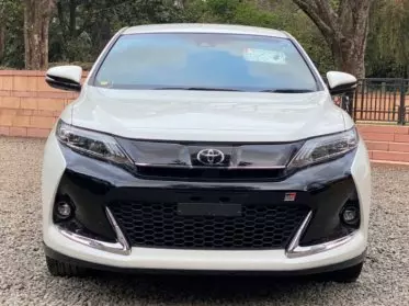 Toyota Harrier GR
