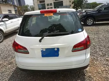 Nissan Wingroad 