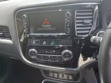 Mitsubishi Outlander hybrid 