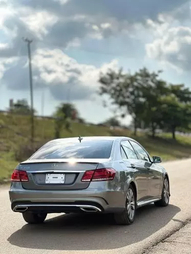 Mercedes-Benz E 350