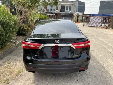 Toyota Avalon