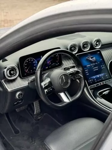 Mercedes-Benz C 300