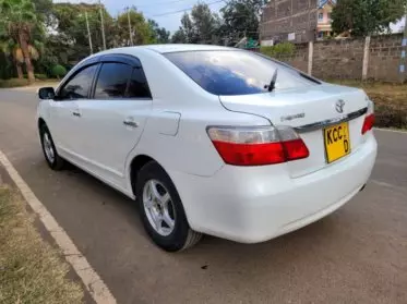 Toyota Premio