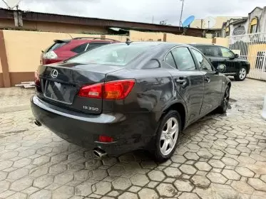 Lexus IS 250