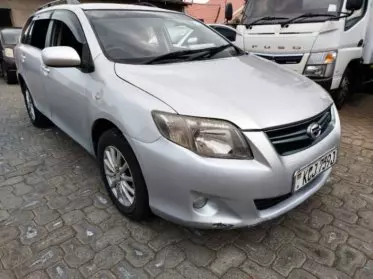 Toyota Fielder
