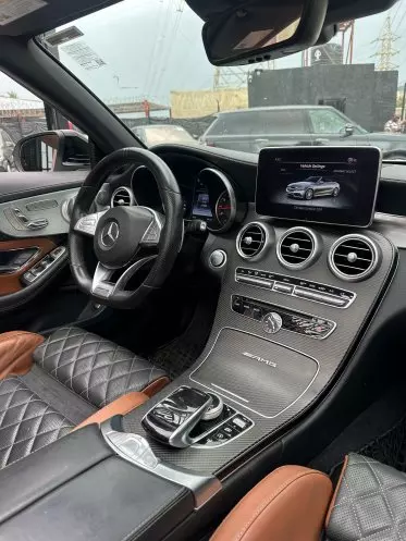 Mercedes-Benz C 63 AMG