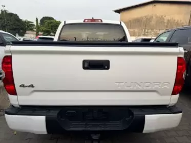 Toyota Tundra