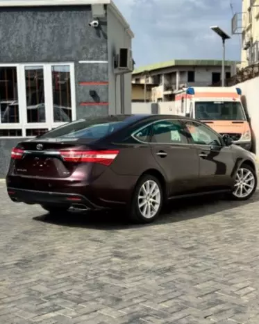 Toyota Avalon
