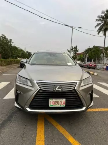 Lexus RS 350