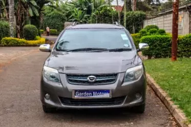 Toyota Fielder 