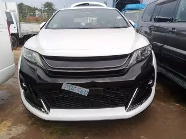 Toyota Harrier GR