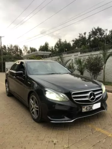 Mercedes-Benz E250