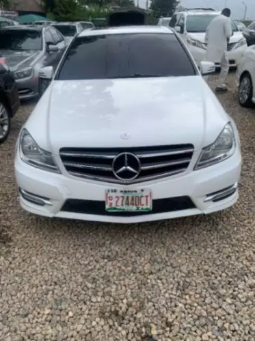 Mercedes-Benz C 300