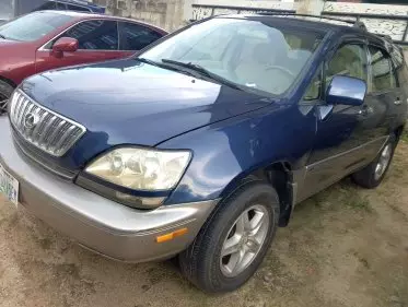 Lexus RX 300