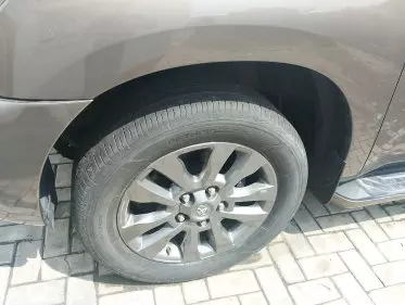 Toyota Sequoia