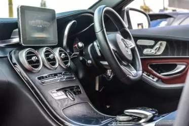 Mercedes-Benz C200