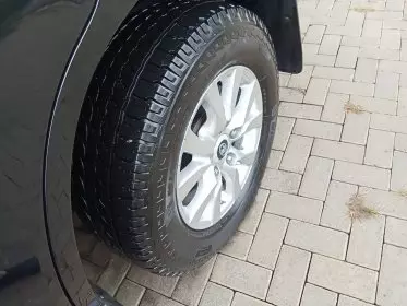 Toyota Land Cruiser V8